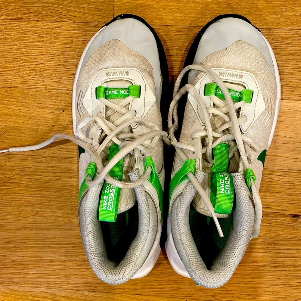 NIKE Zoom crossover